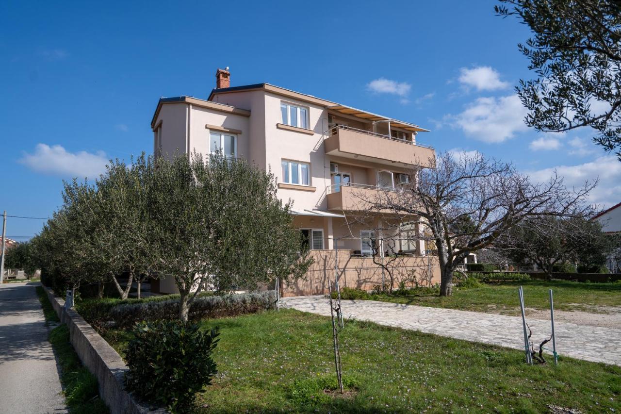 Apartments Valentin Privlaka  Εξωτερικό φωτογραφία