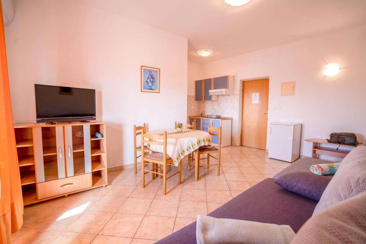 Apartments Valentin Privlaka  Εξωτερικό φωτογραφία