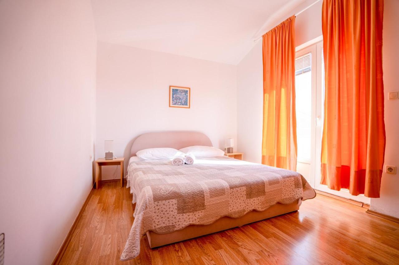 Apartments Valentin Privlaka  Εξωτερικό φωτογραφία