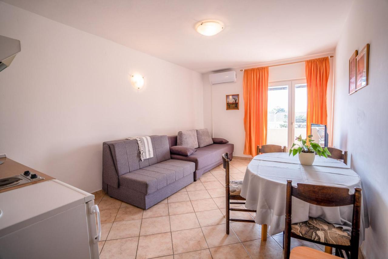 Apartments Valentin Privlaka  Εξωτερικό φωτογραφία
