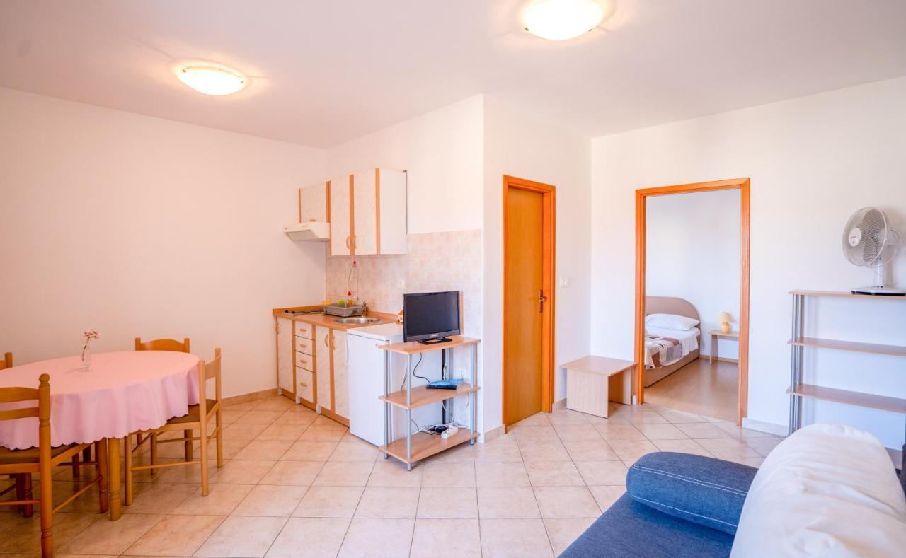 Apartments Valentin Privlaka  Εξωτερικό φωτογραφία